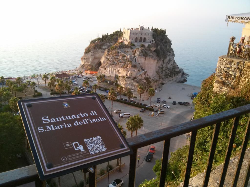 特罗佩阿Residenza San Michele别墅 外观 照片